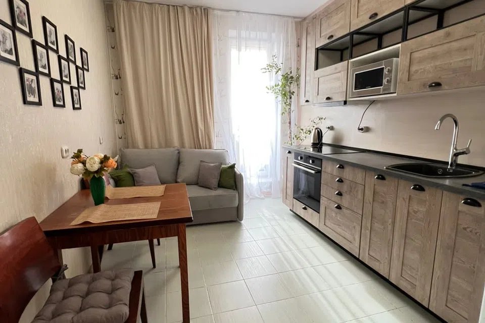 1-к. квартира, 46 кв. м, 3 кровати
