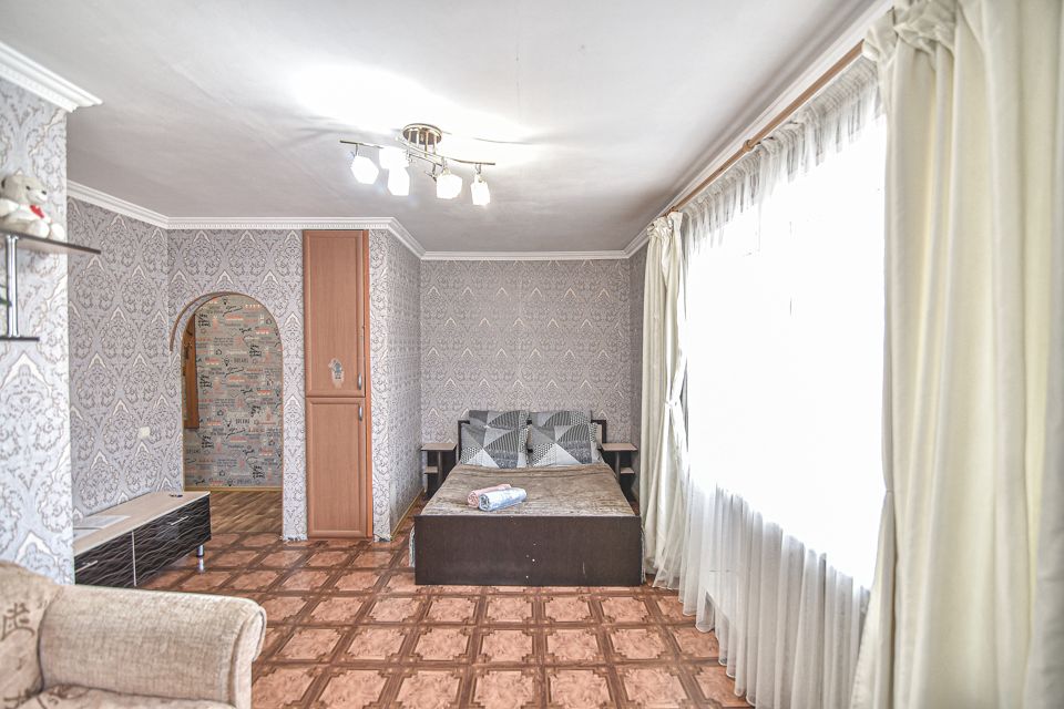 Квартира напротив областной больницы