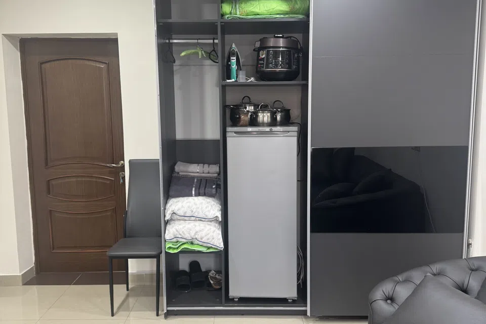 Студия на проспекте Акушинского