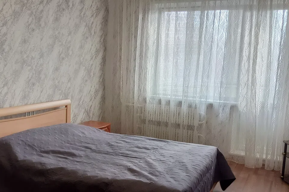 Посуточно 1 комнатная квартира в Старом Осколе