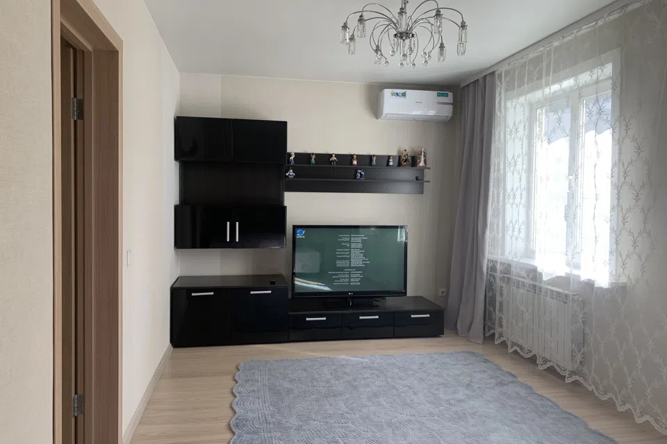 Уютная квартира рядом с ТДЦ Столица