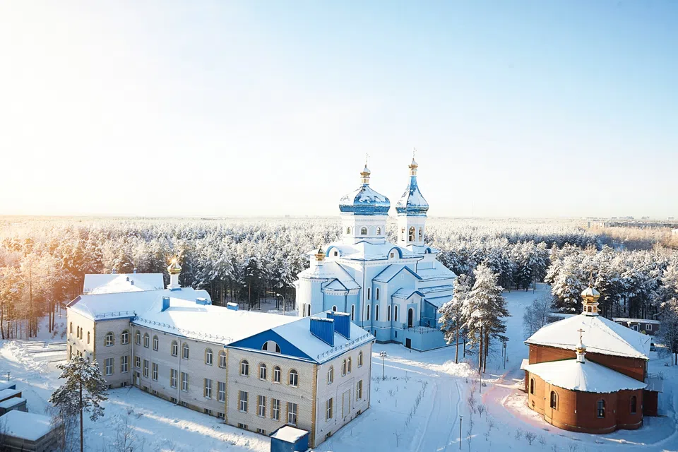 Полноценная двухкомнатная люкс с видом на храмовый комплекс