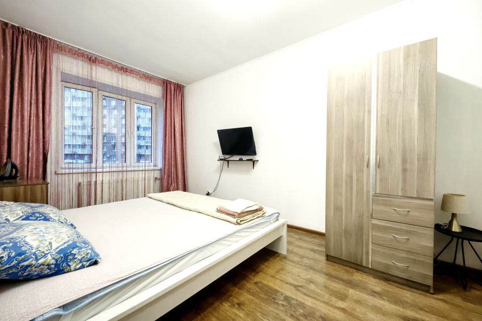 Однушка Фламинго