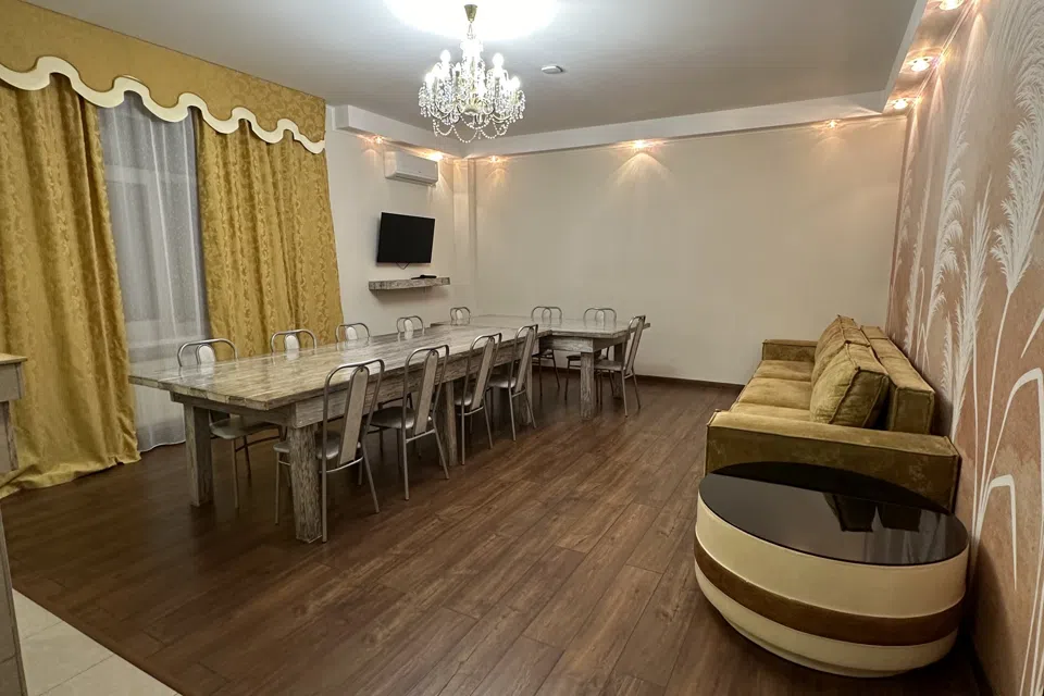 Mikhailovka House