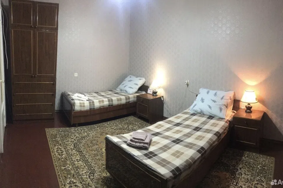 Квартира с видом на красоту горной природы.