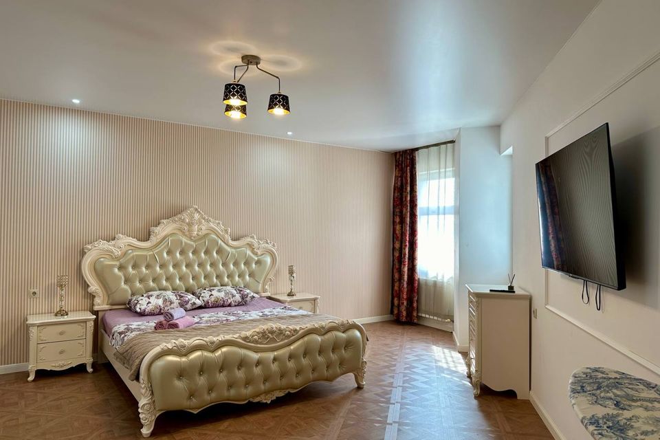 Апартаменты в 203-м микрорайоне, 1