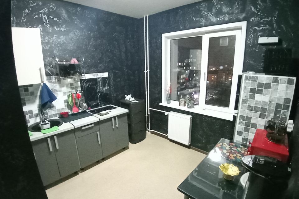 Уютная, теплая 3х комнатная Квартира с отличным видом .