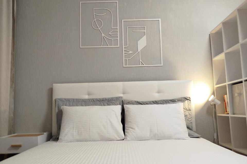 Уютная квартира  в 10 минутах пешком от аэропорта  КОЛЬЦОВО.