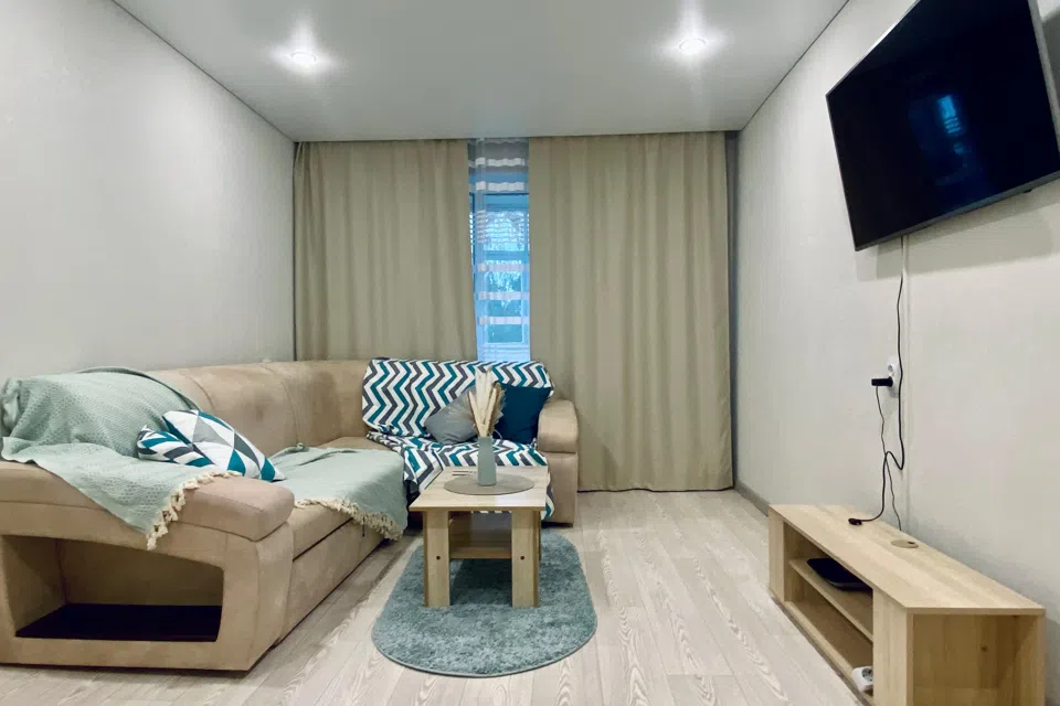 2-комн у ТРЦ Планета — Liberty Sity Apartments
