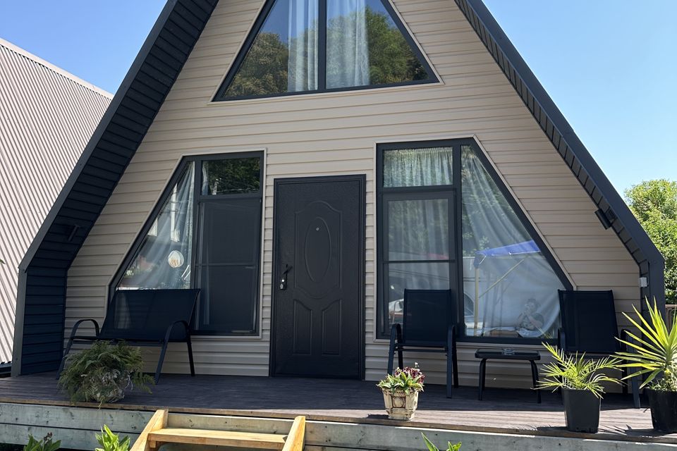 Двухэтажная квартира у моря 