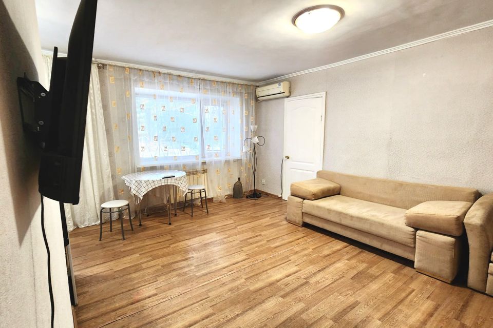 Уютная двухкомнатная квартира с современным ремонтом