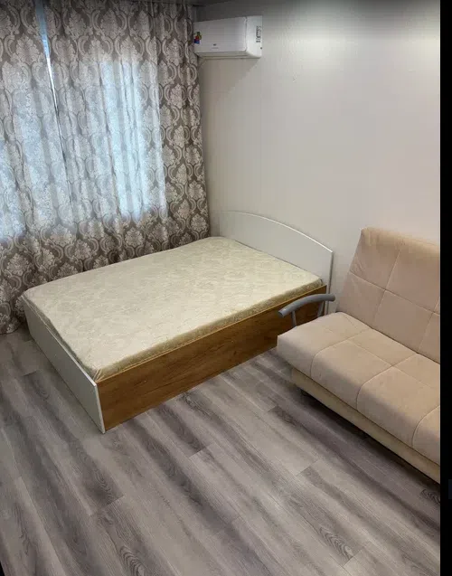Уютная двухкомнатная квартира на Холмах