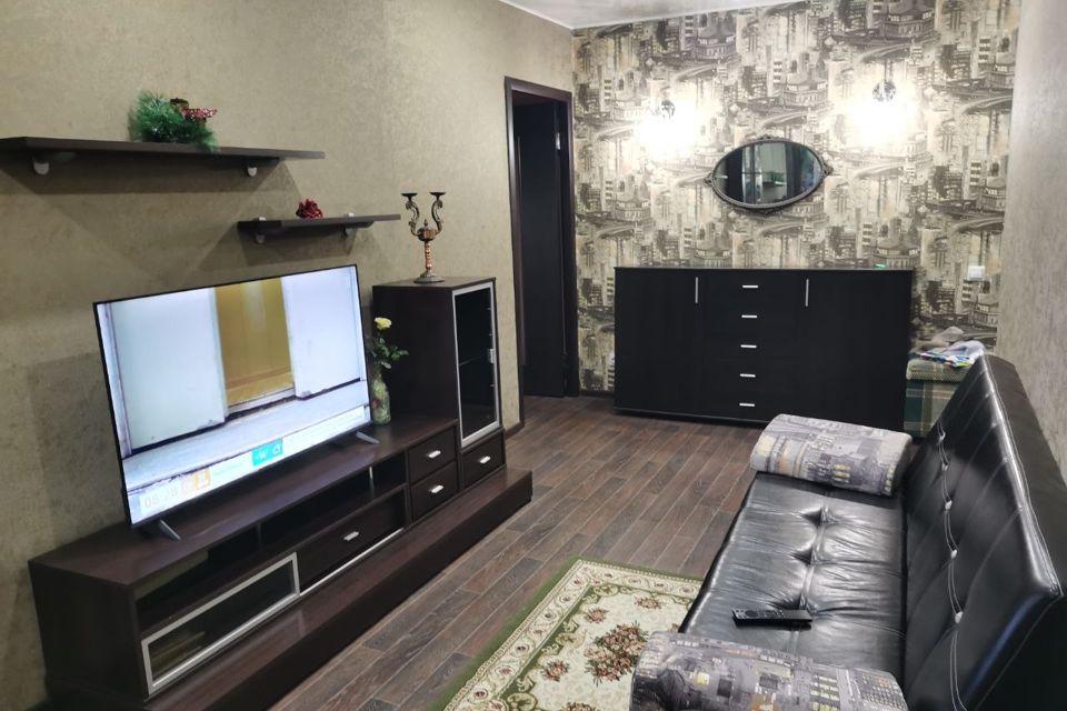 Двухкомнатная квартира в центре Норильска