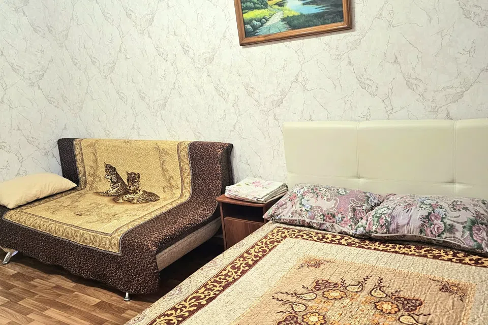 Домашний очаг у Эльвиры Акуловой на улице Артема 100 