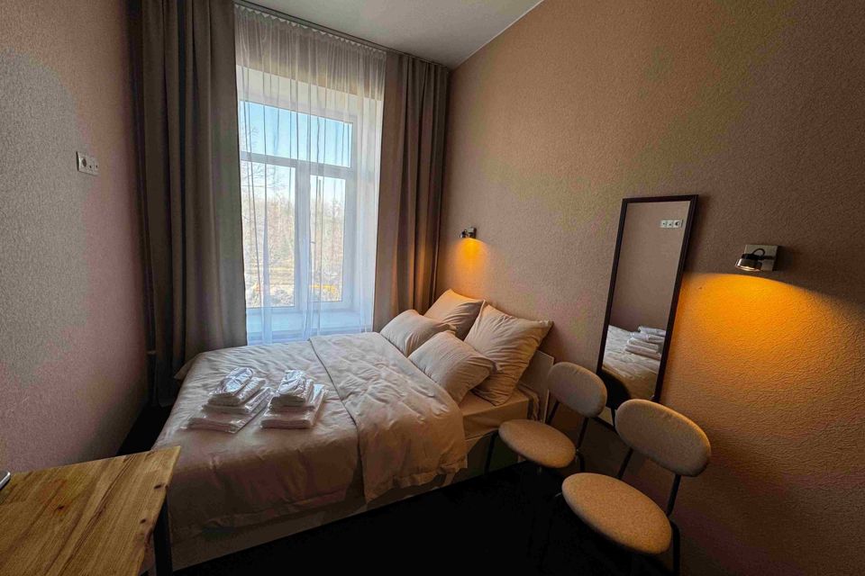 Квартира-студия на 4 этаже исторического дома 