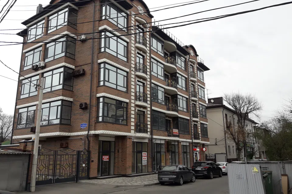 Красивая квартира в элитной новостройке, в центре города.
