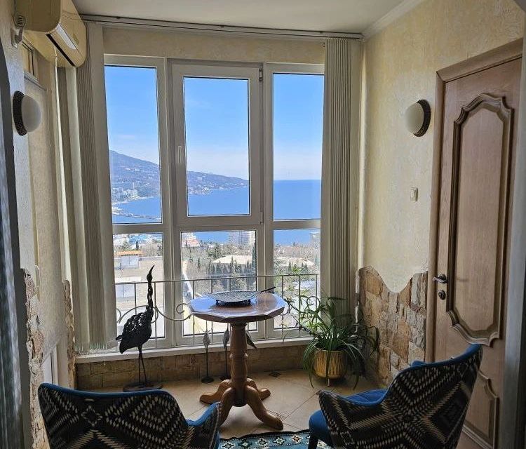 Панорамная квартира с видом на море и набережную,паркинг