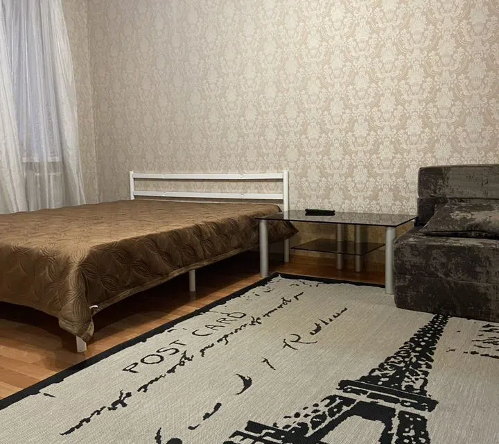 Уютная квартира в 12-м микрорайоне, 14