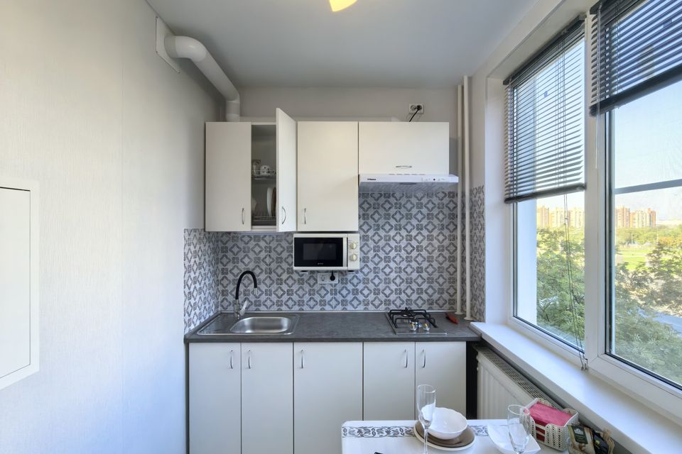 Современнвя уютная квартира в 2х минутах от метро.