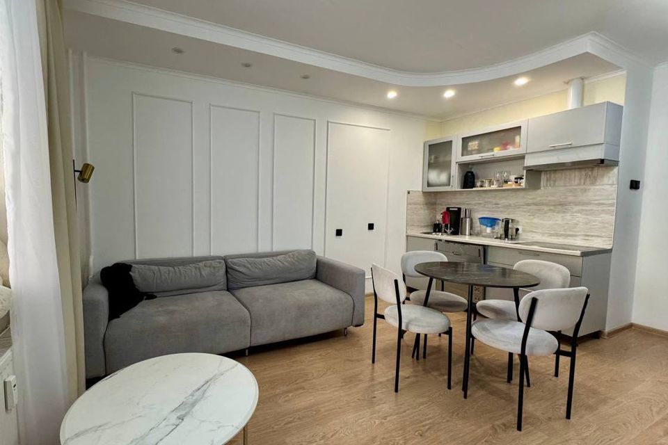 Шикарная студия в Орбите.