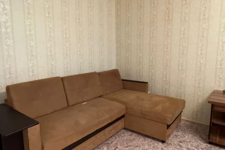 Просторная 1-я квартира в Микрорайоне Луговой