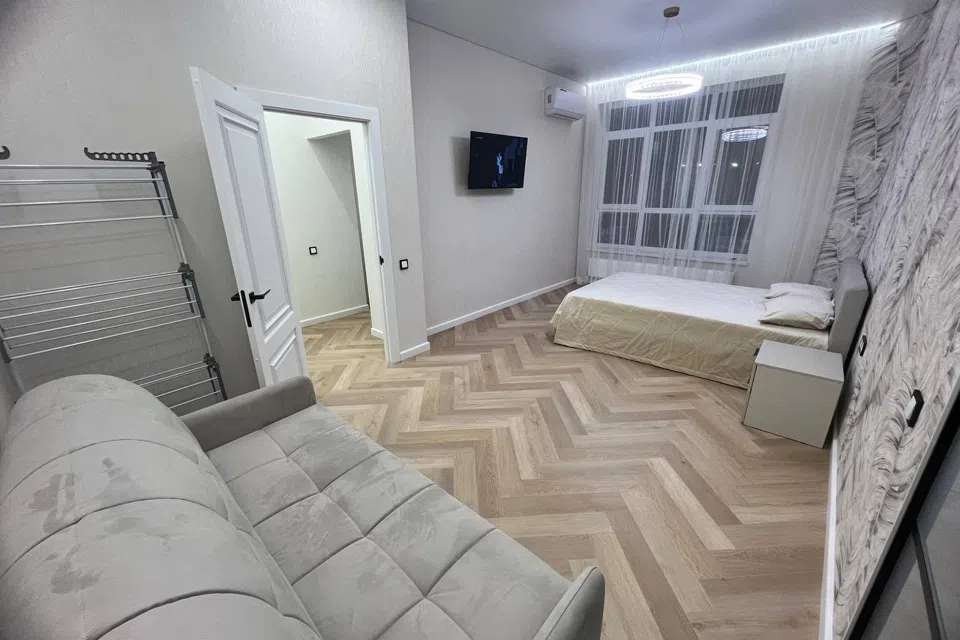 Уютная квартира с красивым ремонтом в новом доме