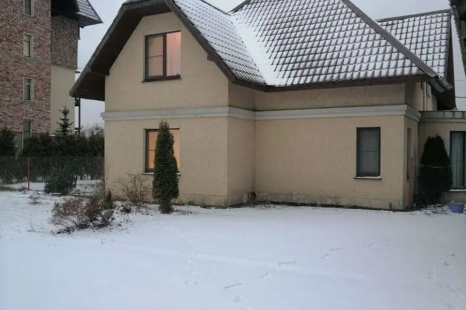 Частный дом в городе 