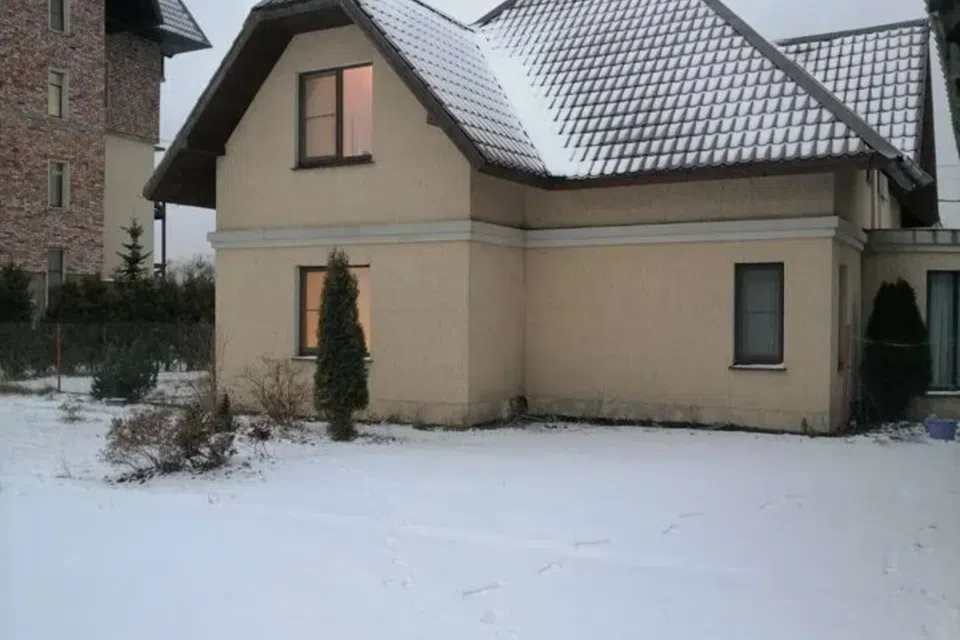 Частный дом в городе 