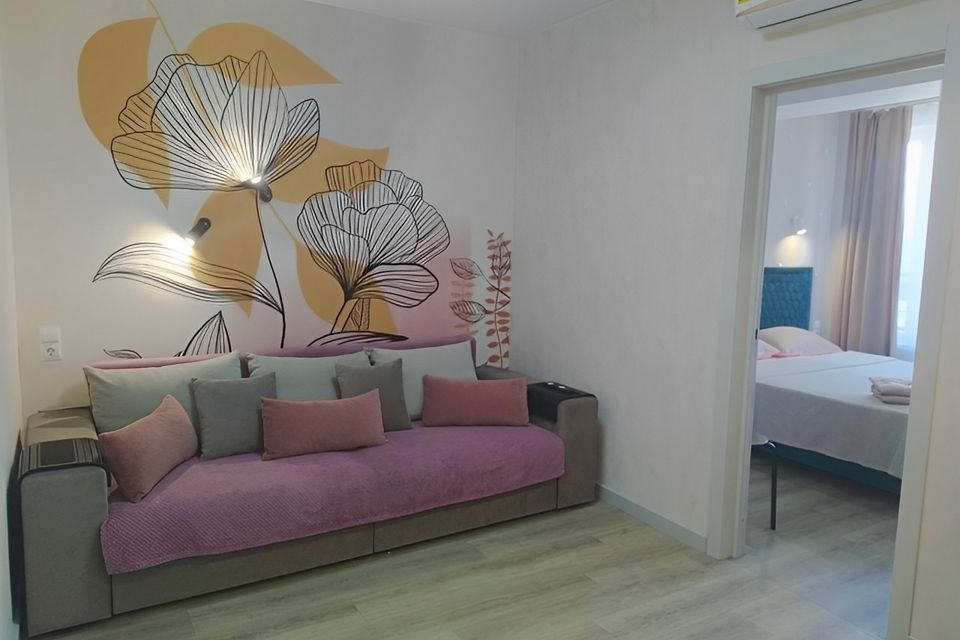 Квартира Розовые Грёзы у моря с открытым бассейном