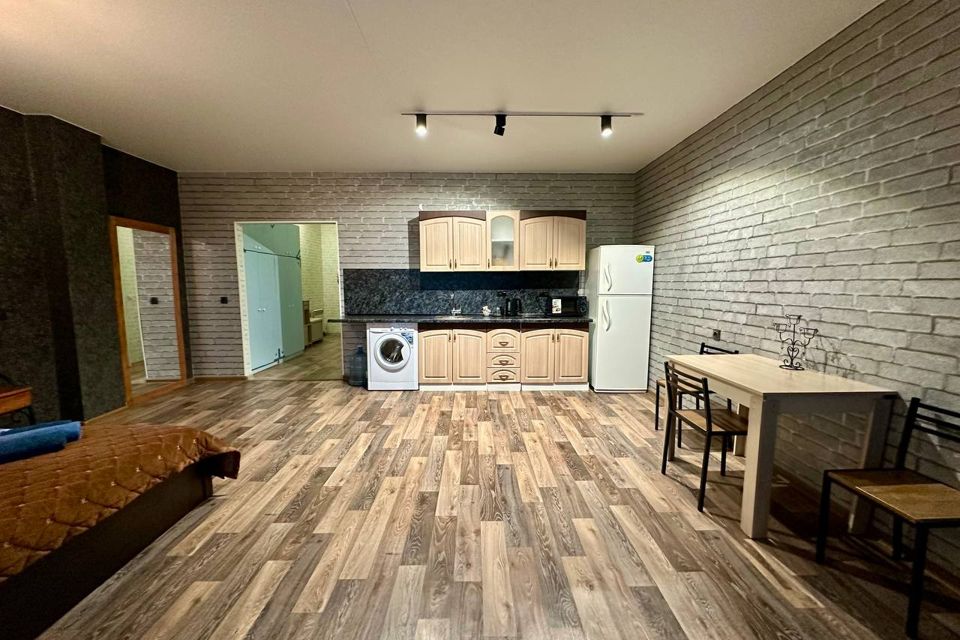 Студия на Лермонтова, 45