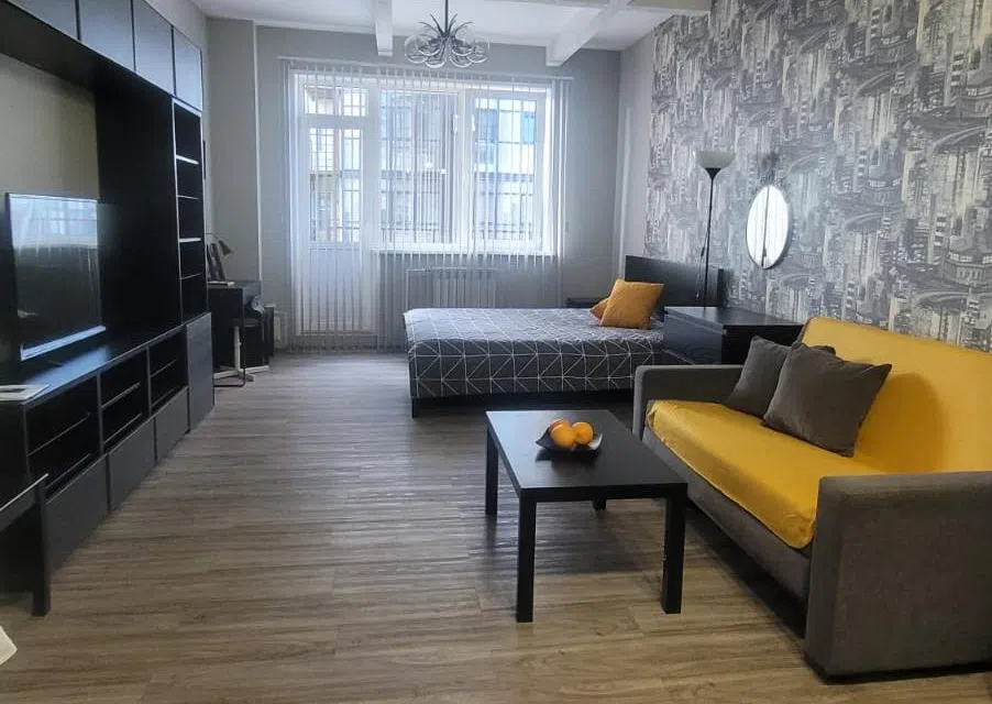 Отличная квартира в новом доме в самом центре Иркутска.