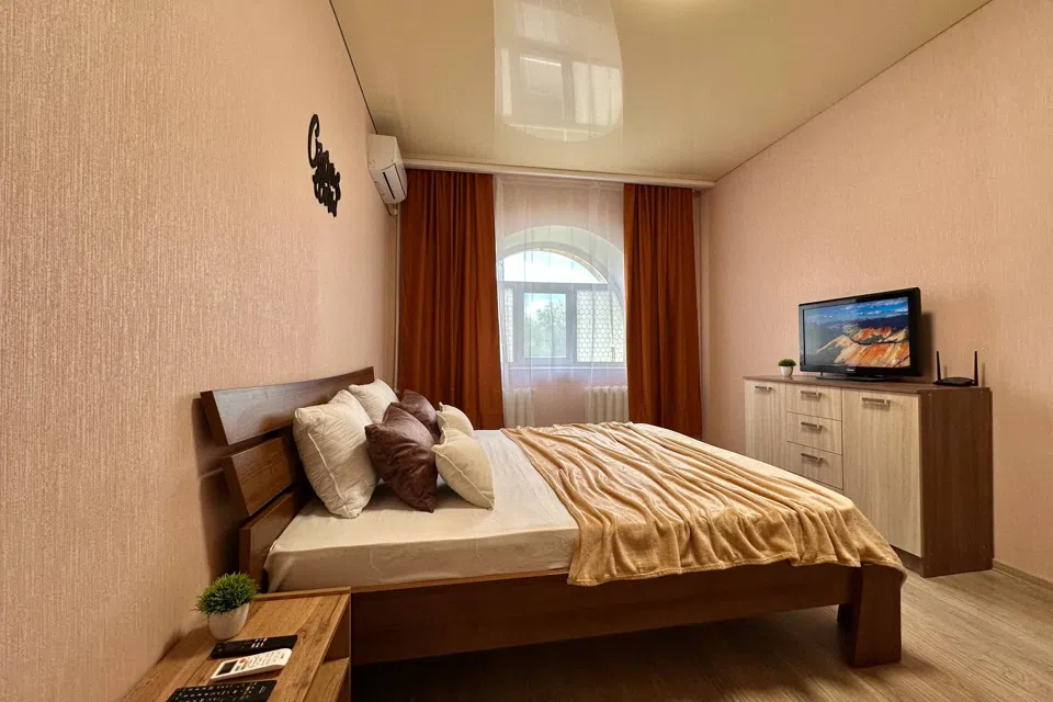 Апартаменты LikeHome на Гагарина 27 к.6