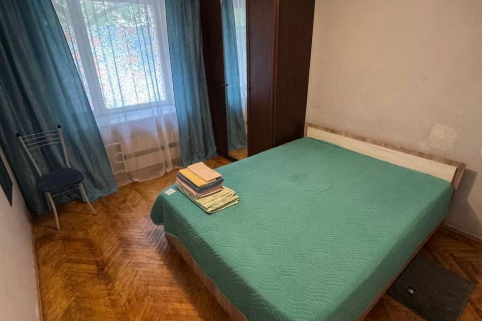 Двухкомнатная квартира на первом этаже со всеми удобствами