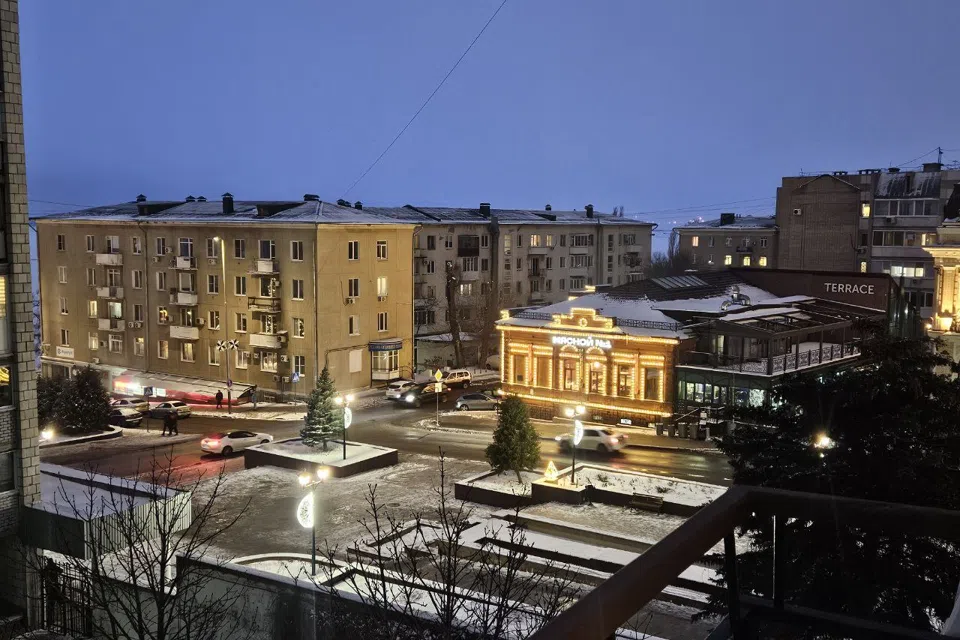 2-комн.кв. с видом на Волгу и фонтаны, гл.пешеходная ул.
