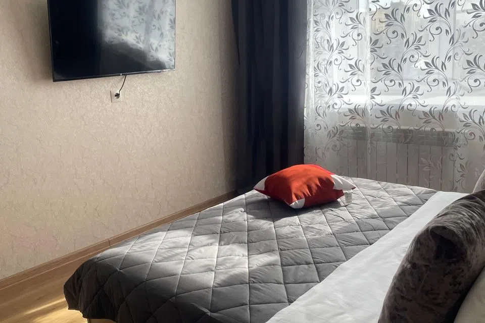 квартира у ТЦ Коллаж