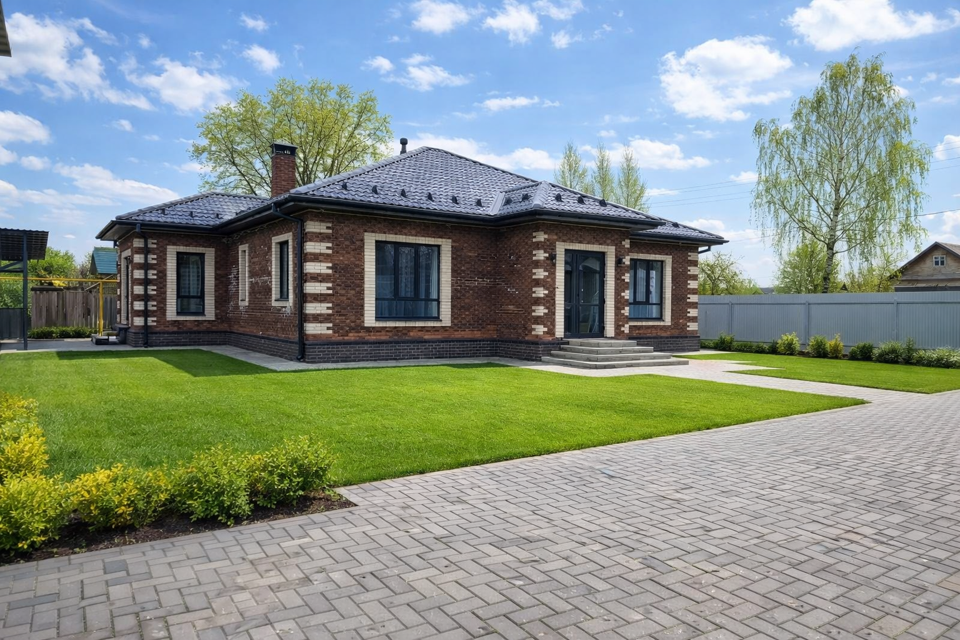 Коттедж рядом с озером