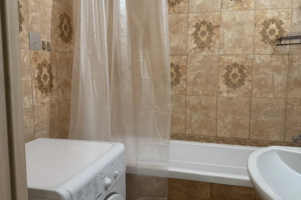 1-к. квартира, 42 м2, 13 этаж