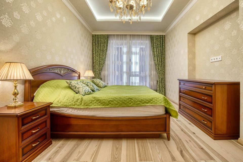 Трехкoмнaтнaя кваpтиpa в элитнoм ЖК Краcная плoщaдь