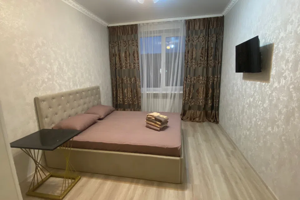 Квартира рядом с аэропортом во дворе с закрытой территорией 