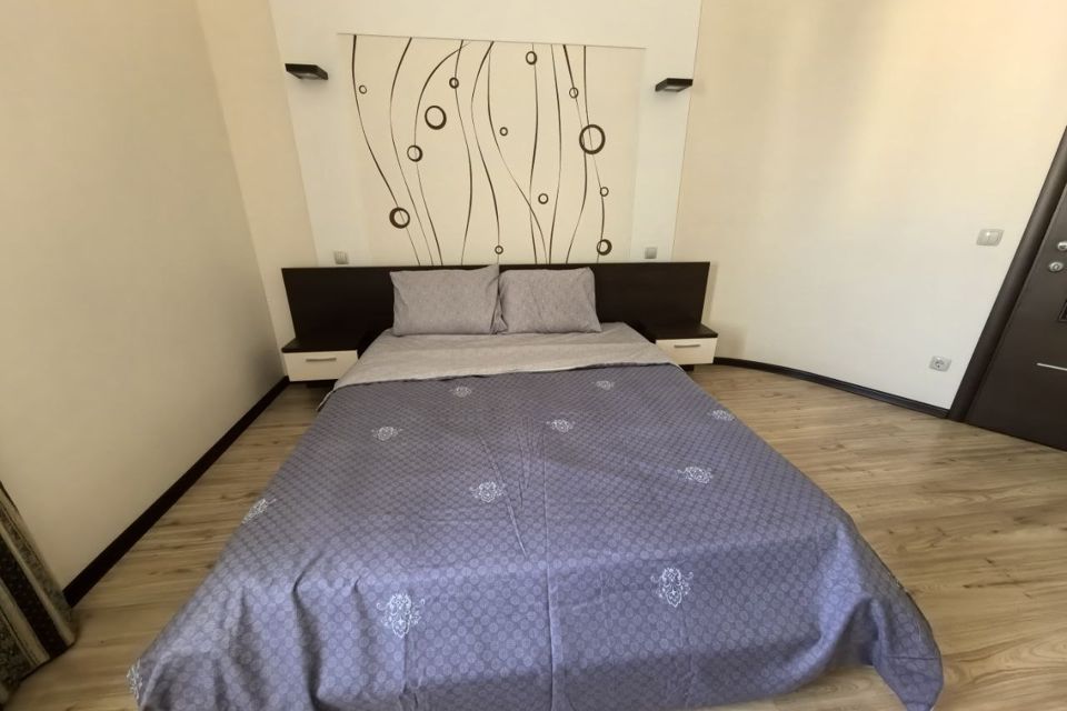 Большая квартира с хорошим ремонтом в самом центре города