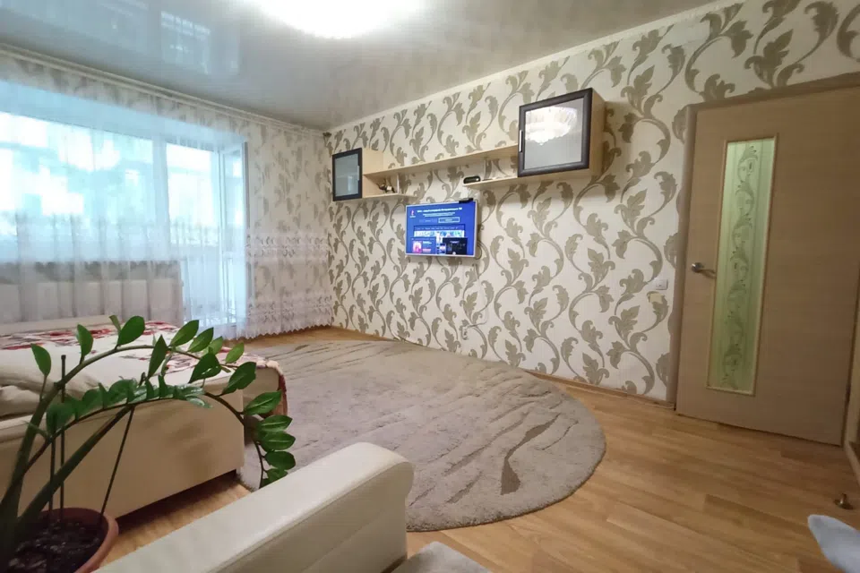 1-к квартира в 11 мкр.