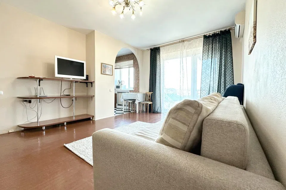 2-к квартира в центре на Кирова 28а