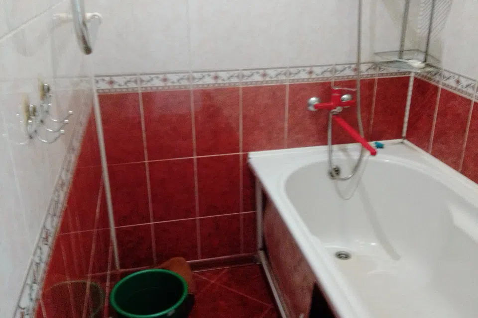 Сдам 2х комн квартиру