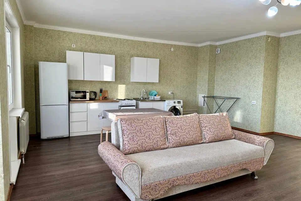 Просторная квартира на Курашова, 6