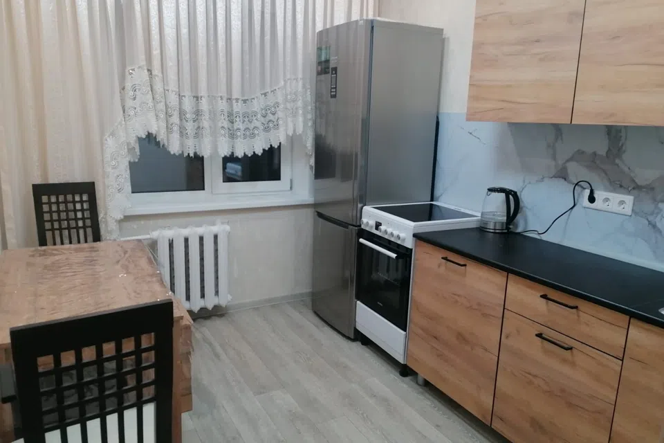 Квартира с новым ремонтом в центре Тюмени 