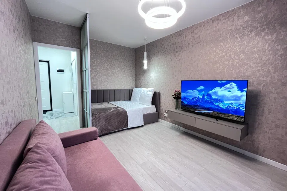 Белая 1 комнатная квартира в ЖК Жюль Верн - Smart TV