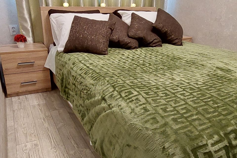 Светлая двухкомнатная квартира в частном доме.