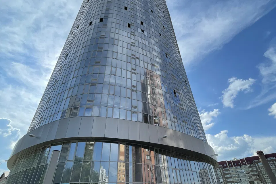 1 я квартира напротив ,,Роял Парка,,