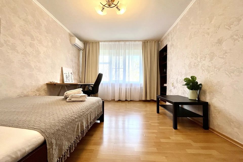 Светлая квартира для проживания на троих