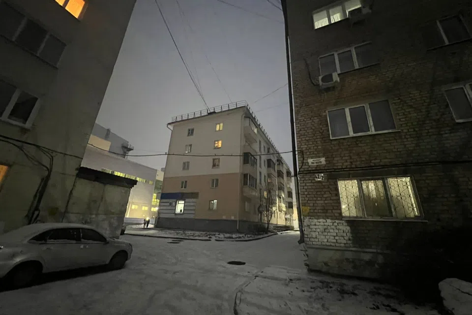 Уютная квартира в районе ТЦ Семья
